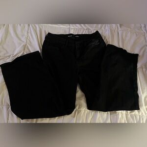 Old navy wow high-rise wide leg black jeans.